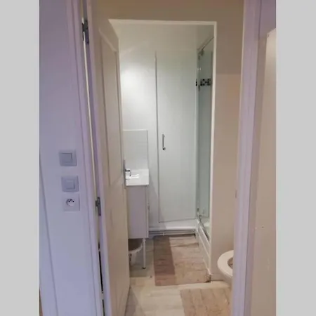 Apartment Studio Lumineux Plein De Charme *